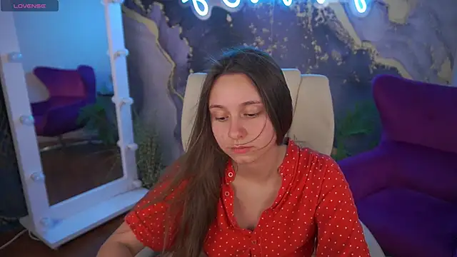 TinyNatalien Live XXX chat