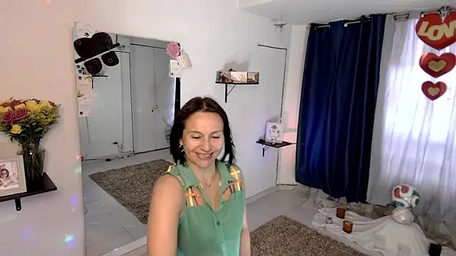 צ'אט XXX בשידור חי של Lola_137