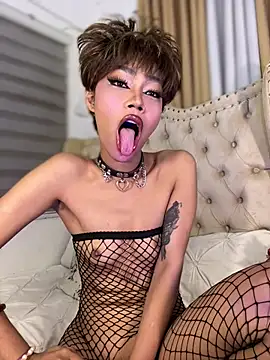 Innocent_yanixx69のライブXXXチャット