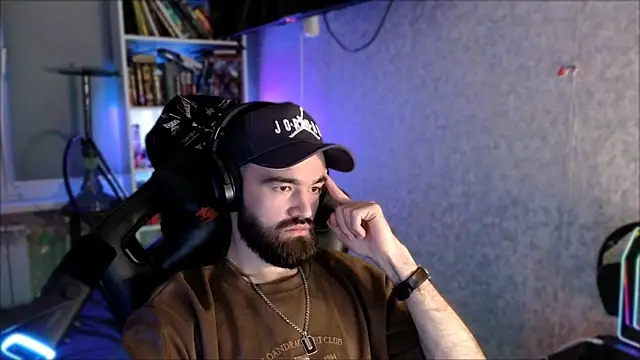 _Serious_Man Chat XXX in diretta