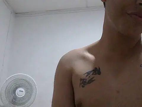 Show de NarcismoXmoon na webcam