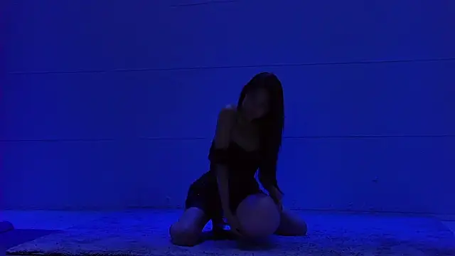 G-Velvet live XXX chat