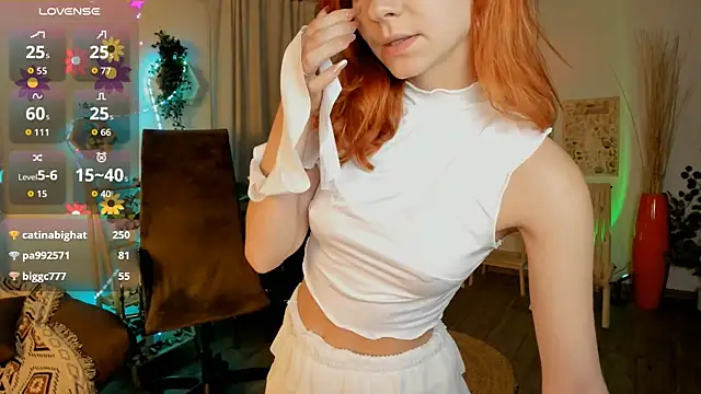 LisaAris Chat XXX in diretta