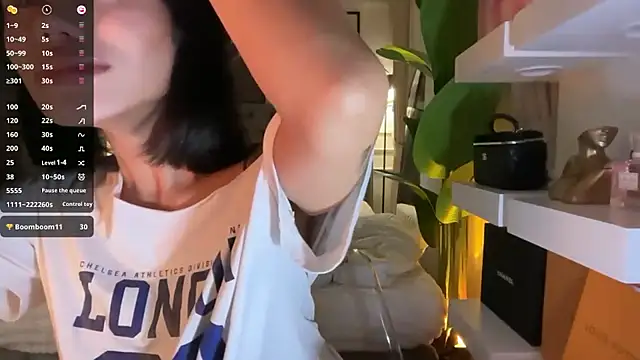 Chat XXX en directo de ParisianDoll