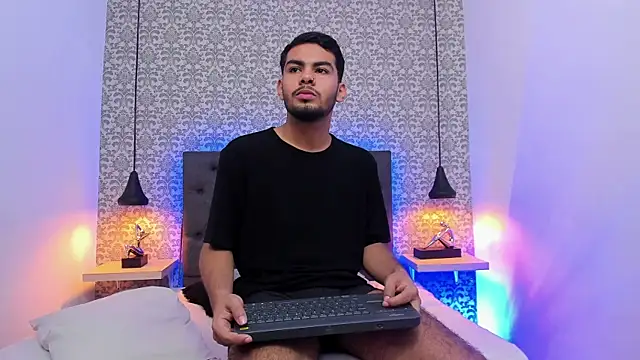 Peter_Kink Live XXX Chat