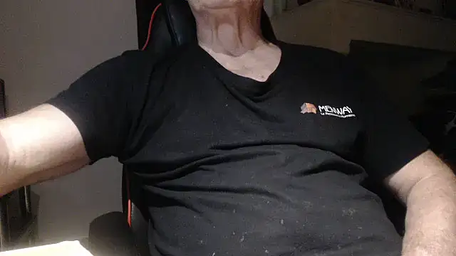 XXX chat uživo modela zemm54