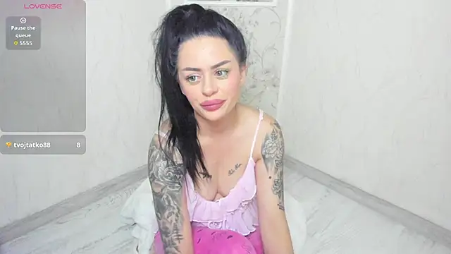 BrianaJay Live XXX-Chat