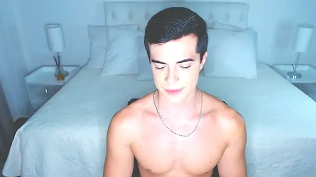 mr_hunterx Chat XXX in diretta