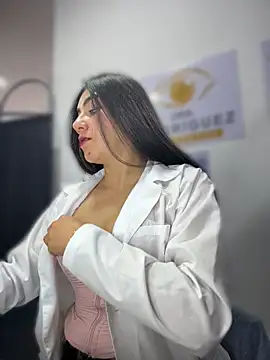 دردشة CAROLINE__07 الجنسية ال مباشرة