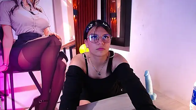 Chantal_Evans7_ Adlı Modelin Canlı XXX Sohbeti