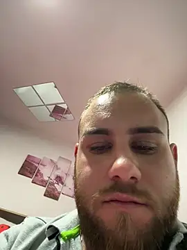 Andreiandu23 Pertunjukan Webcam