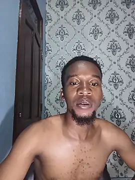 Chat +18 de PrettyDickk1 ao vivo