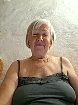 KlaudiaDarling Live XXX Chat