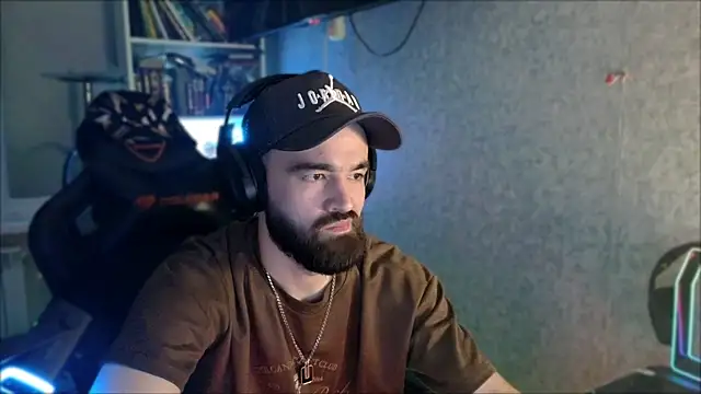 _Serious_Man Chat XXX live