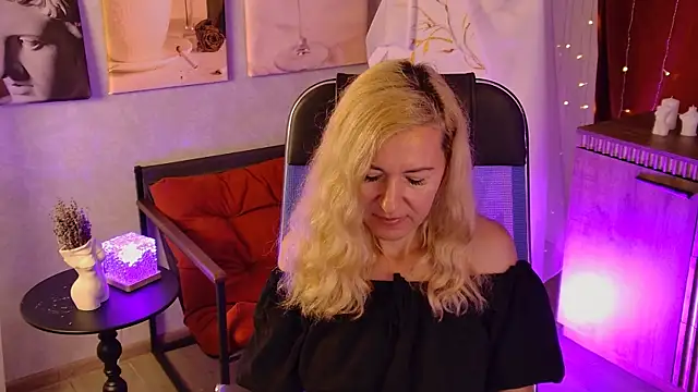 DonnaSmitth Live XXX-Chat