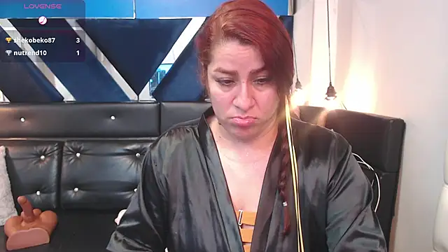 Chatroom XXX en direct de Alison-mar