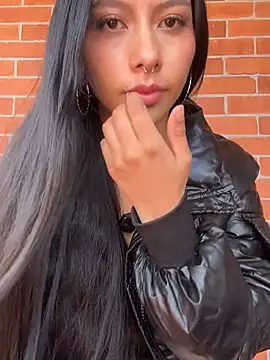 Ari_K Live XXX Chat