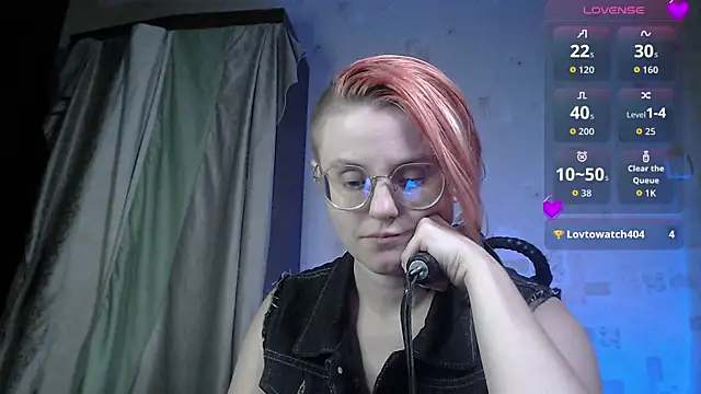 Chatroom XXX en direct de __Freya___