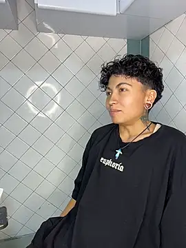 Chat +18 de ian_mathias_ ao vivo