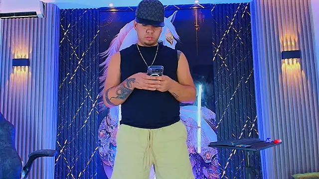 Chat XXX en directo de Iam_Josue-