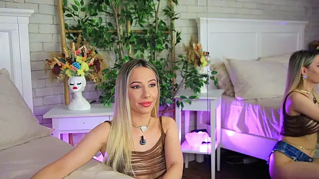 EmillyBronte Live XXX-chat