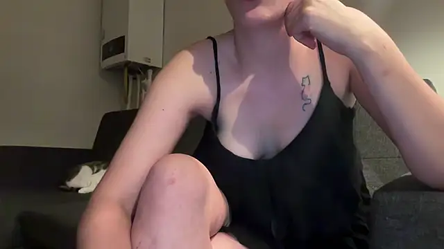 แชท XXX สดของ mistressayc