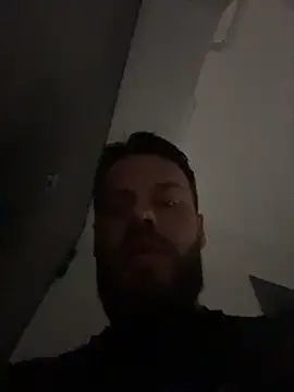 Chat +18 de CLOUDYJULIUS ao vivo