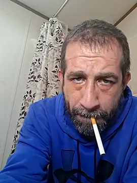 mayg's Live XXX Chat