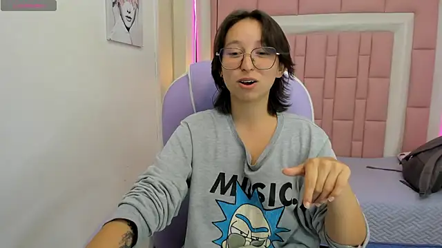 Czat XXX na żywo – Klaret_Toy