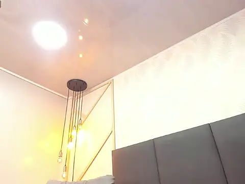 MiaSwan_のライブXXXチャット