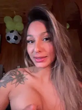 Chat +18 de AliceStone19 ao vivo