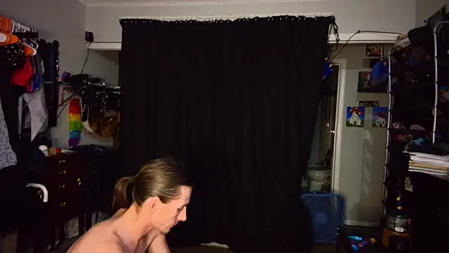 CyberStallion élő XXX-chatje