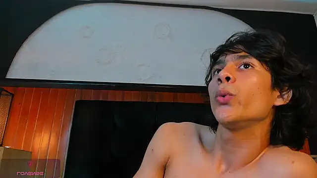 Cheys_Mast Chat XXX in diretta