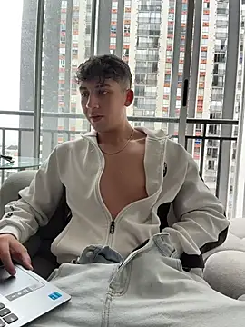 OLIVER_K Live XXX-chat