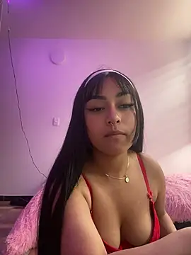 SweetSmokee Chat XXX in diretta
