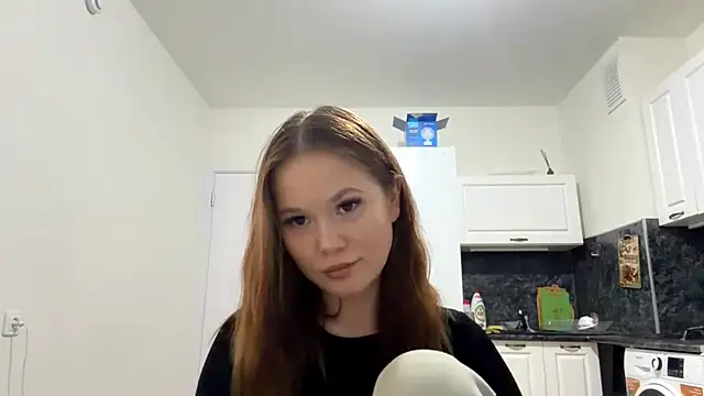 LauranAngelbeck 即時 XXX 聊天
