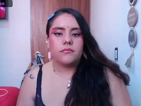 XXX chat uživo modela CamilJoness69