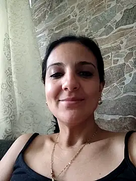 BasmaHernandez's Live XXX Chat