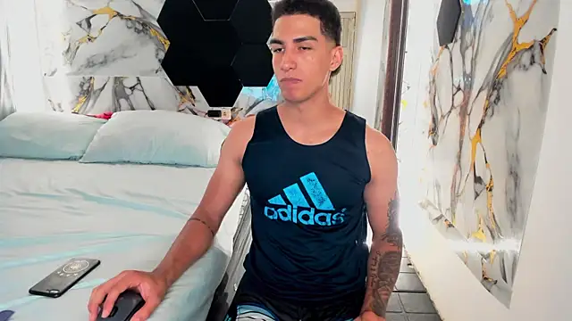 Goldendesirexx Chat XXX in diretta