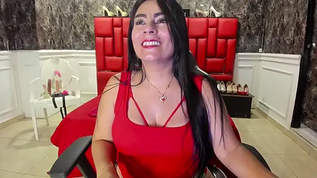 Imyourdirtymilf 现场XXX聊天