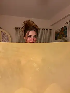 צ'אט XXX בשידור חי של AICoUpLE