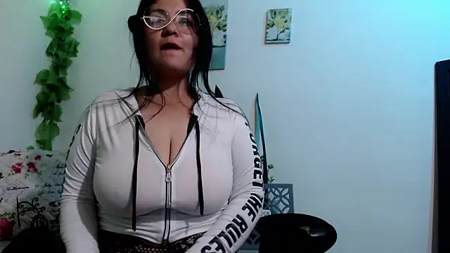 Donniia 现场XXX聊天