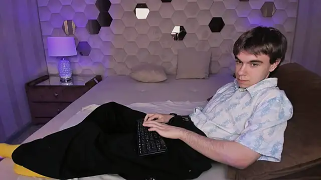 DaveBevy élő XXX-chatje