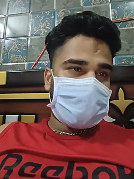 TNTBOSS01 élő XXX-chatje