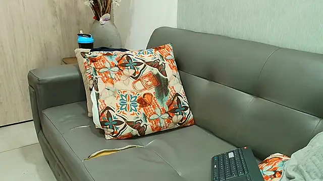 Živý XXX chat karymmusclet777