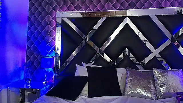 victoriaa_lee_'s Live XXX Chat