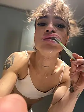 stormytt_'s Live XXX Chat