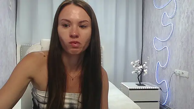 KaraCriegs Live XXX-Chat