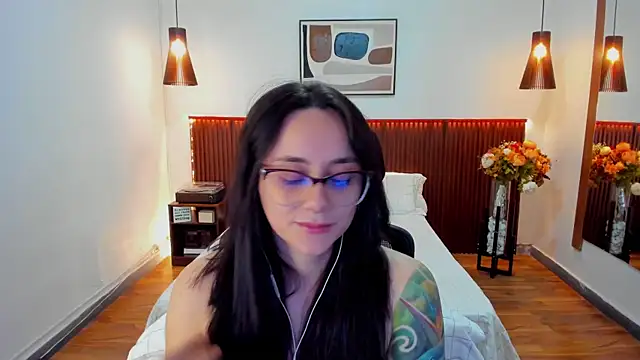 KatherineBond Live XXX-chat