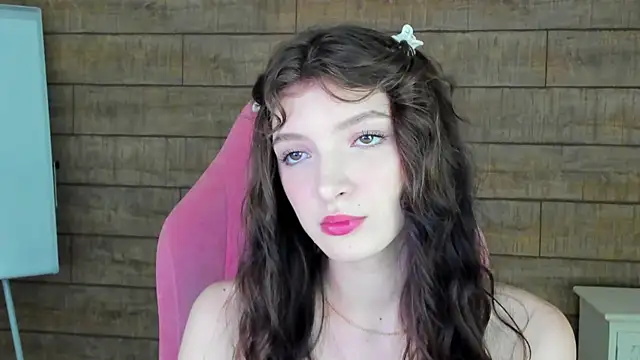 SophiaProve's Live XXX Chat
